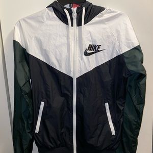 NIKE WINDBREAKER